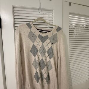 Tommy Hilfiger Cream and Gray Argyle Knit